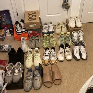YEEZY AND JORDANS SIZES 7-13